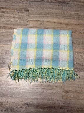 VintageTriboro Plaid Fringe Pram Baby Blanket Blanket 34x42 100% Acrylic